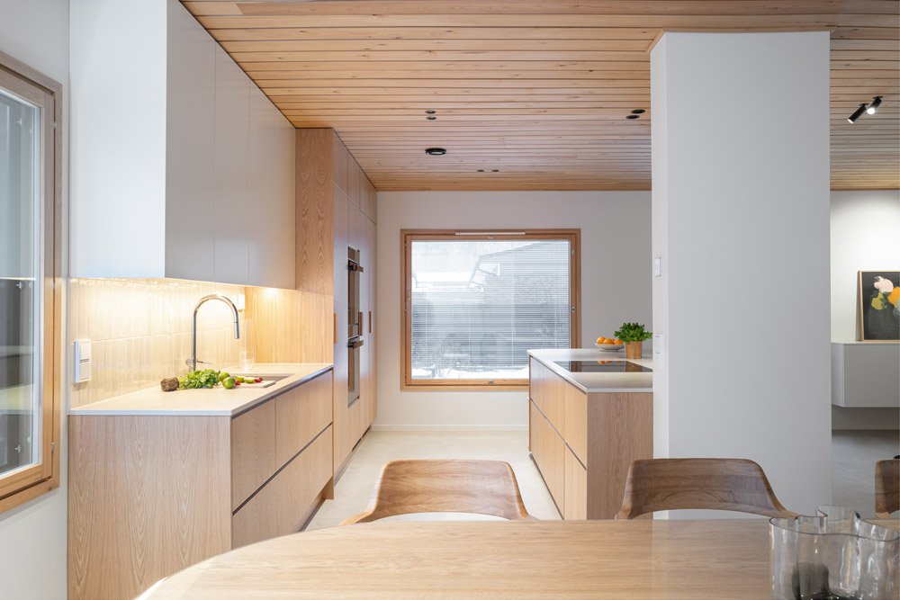 Louhi Limestone Satin -keraaminen työtaso